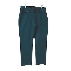 Levi’s 529 curvy straight green jeans size 14